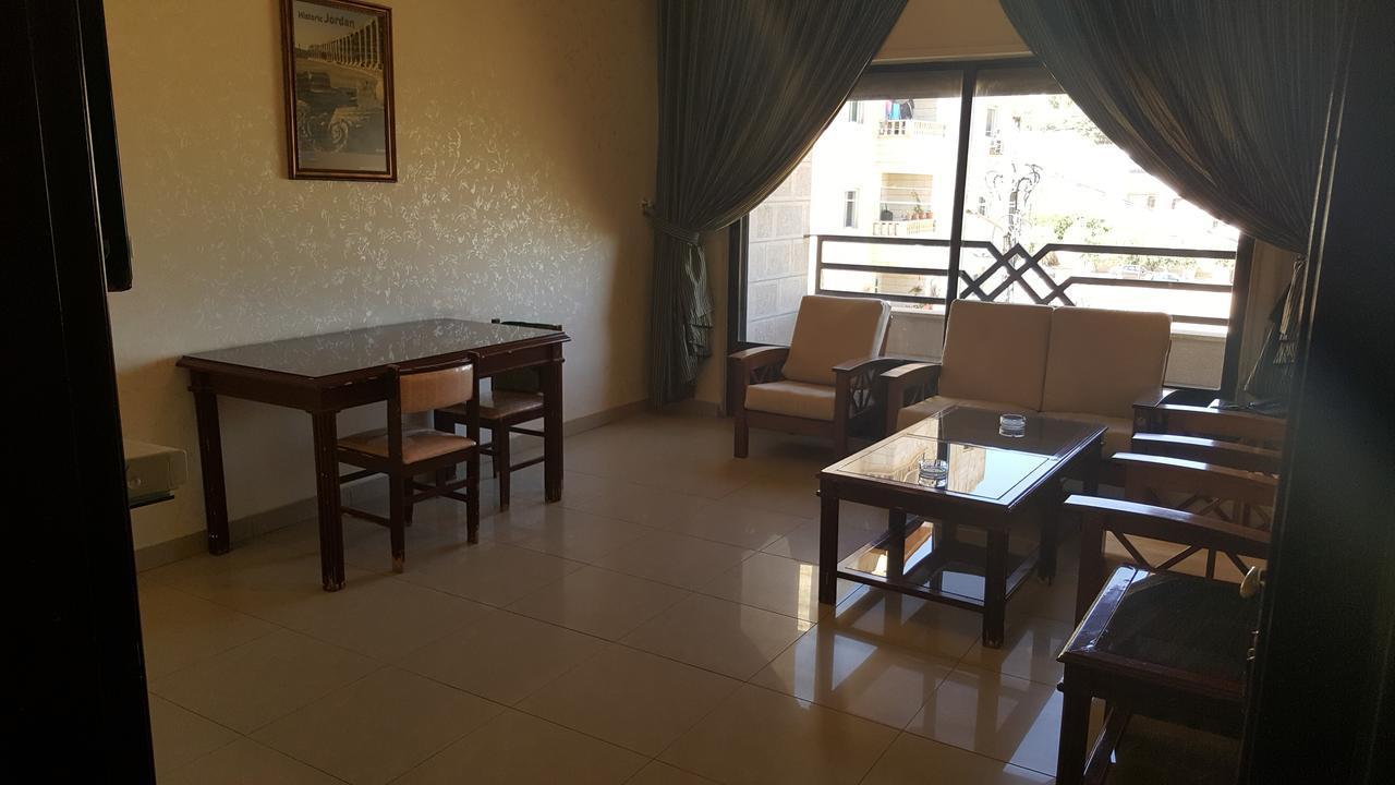 Al Khaleej Hotel Apartments Ammán Kültér fotó